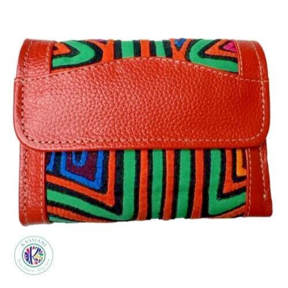 Handmade Mola Wallet‎ - 100% Leather, Artisan Crafted by Kuna in Colombia